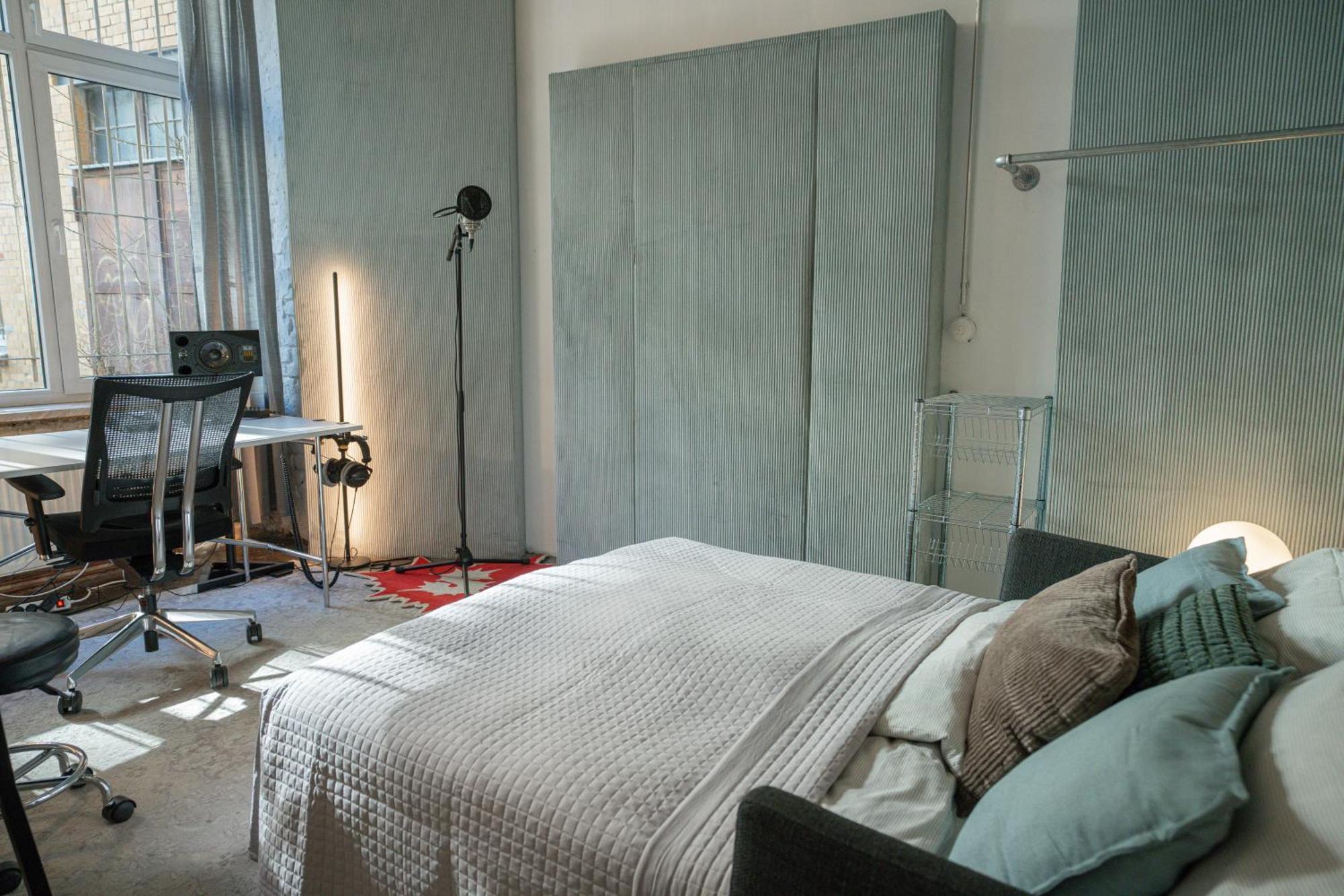 Appartement Design Loft Mit Musikstudio In Mitte *