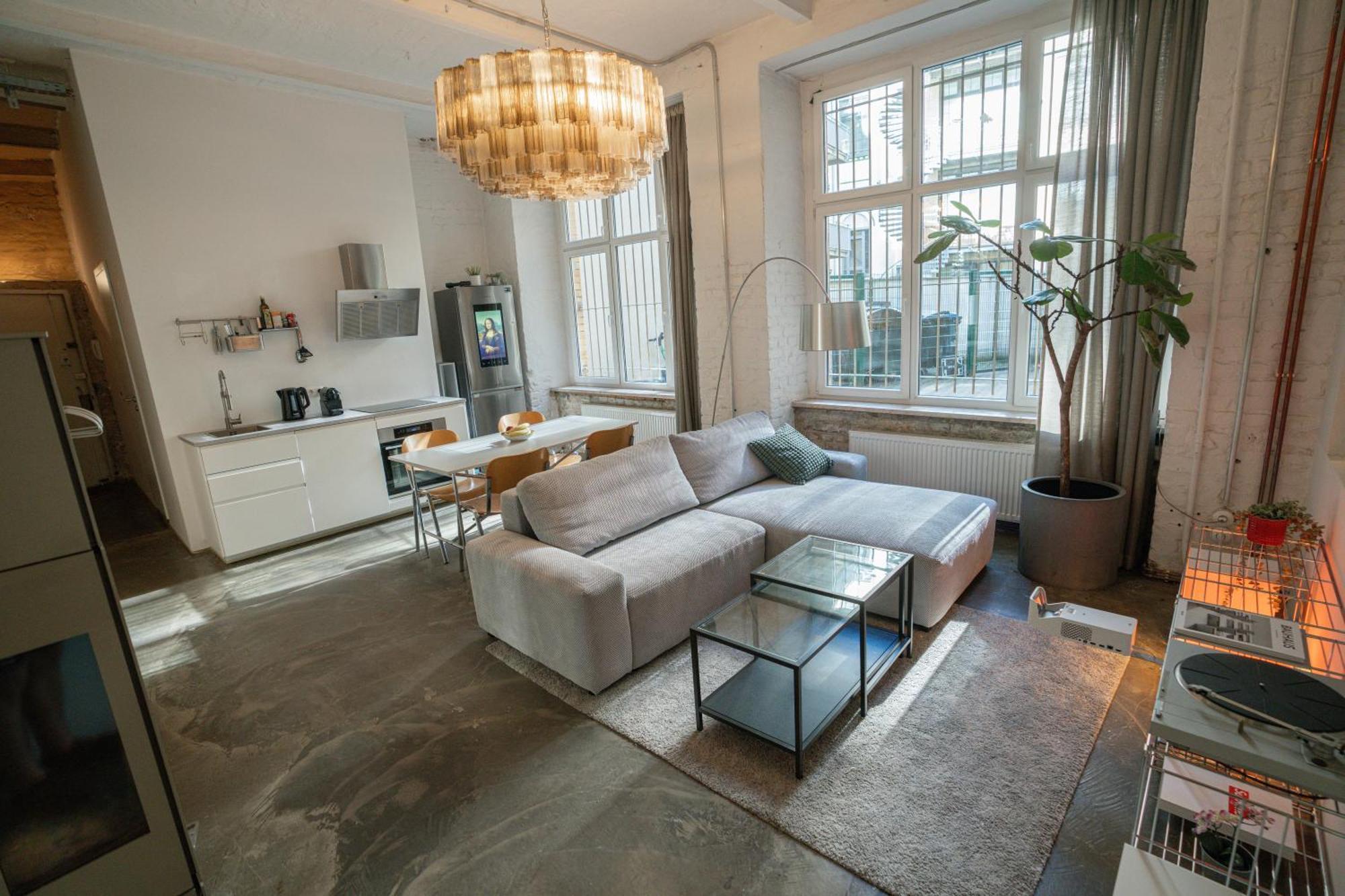 Design Loft Mit Musikstudio In Mitte *